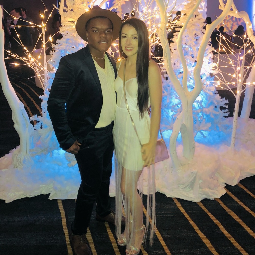 Meet your Posher, Carri